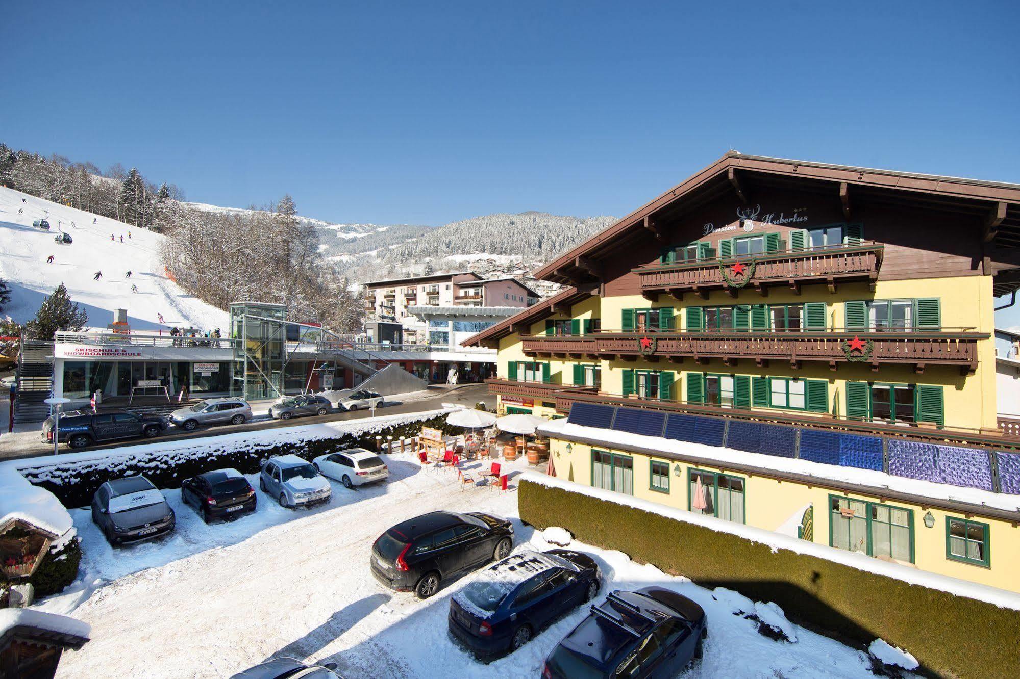 Hotel Pension Hubertus Τσελ αμ Ζέε Εξωτερικό φωτογραφία